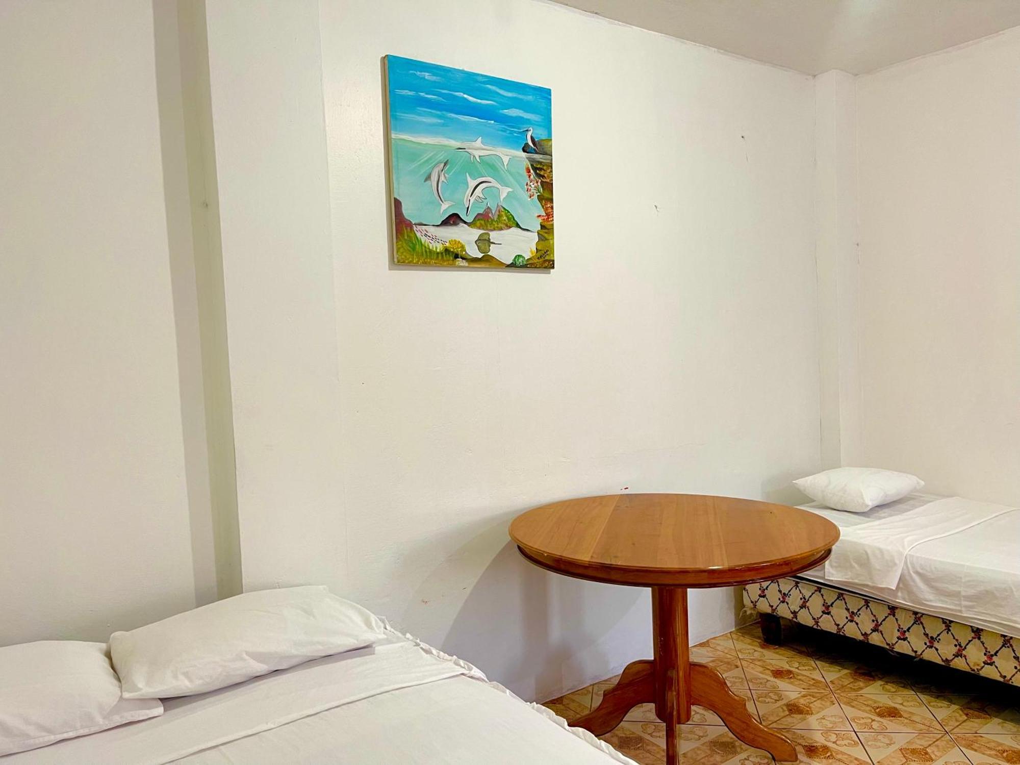 Готель Hostal Vista Al Mar Пуерто-Бакерісо-Морено Екстер'єр фото